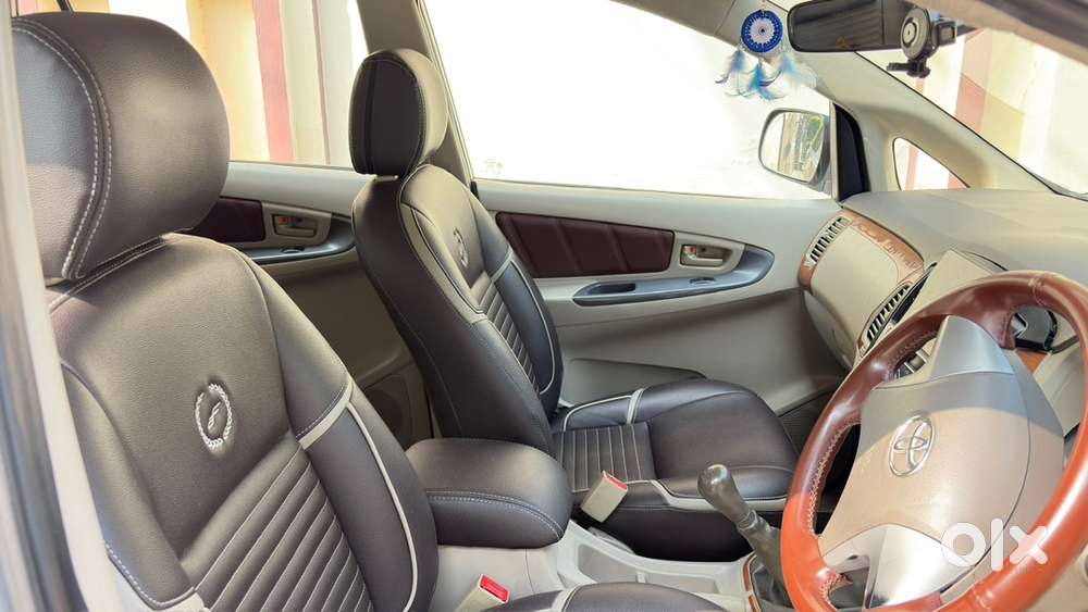Toyota Innova Diesel 2012