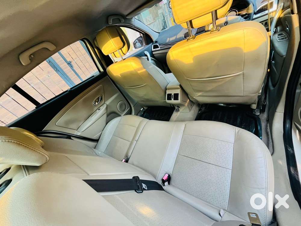 Renault Fluence, 2011, Petrol