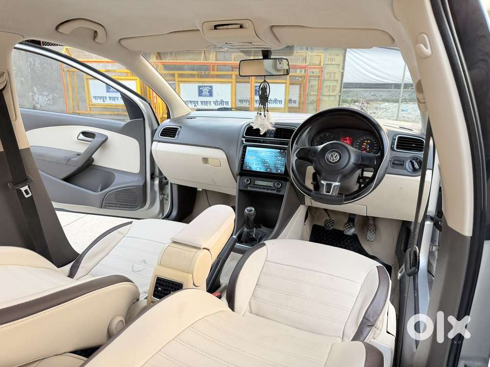 Volkswagen Vento Petrol Highline, 2011, Petrol