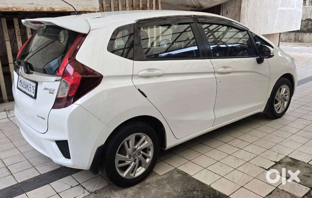 Honda Jazz V Mt Privilege, 2017, Petrol