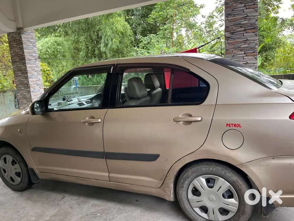 Maruti Suzuki Swift Dzire 2011