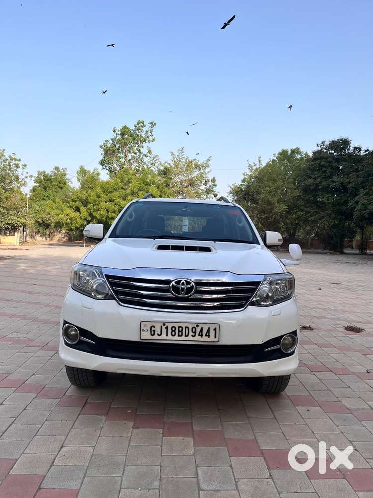 Toyota Fortuner 4x4 At, 2015, Diesel