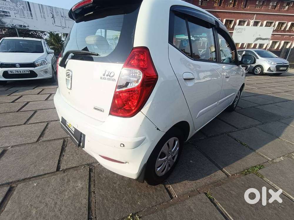 Hyundai I10 Sportz, 2012, Petrol