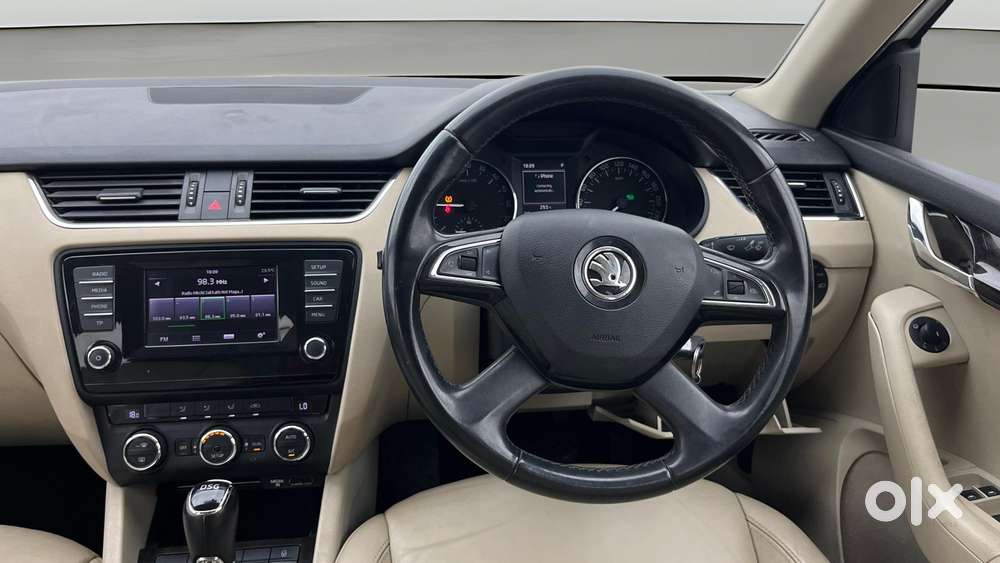 Skoda Octavia Elegance 2.0 Tdi At, 2014, Diesel