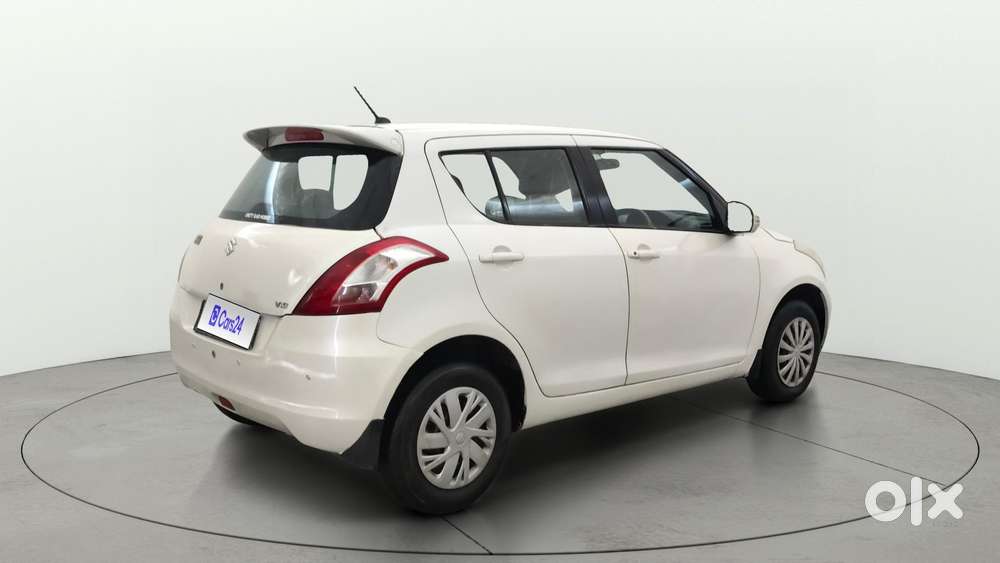 Maruti Suzuki Swift Vxi, 2015, Petrol