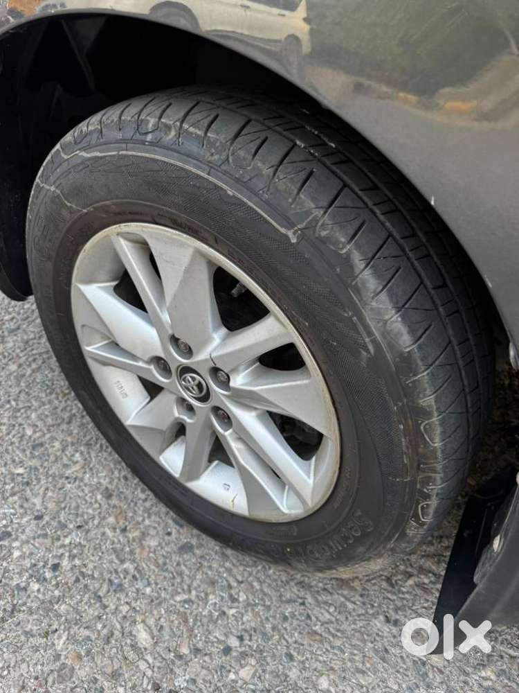 Toyota Innova Crysta 2.4 Gx Mt, 2018, Diesel