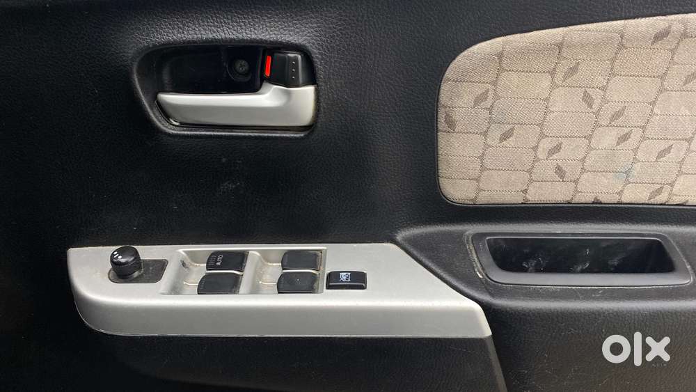 Maruti Suzuki Wagon R 1.0 Vxi, 2016, Cng & Hybrids