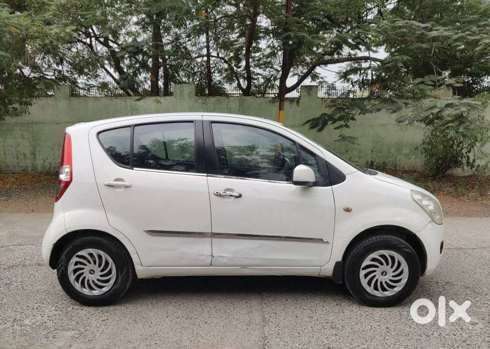 Maruti Suzuki Ritz Vxi, 2011, Petrol