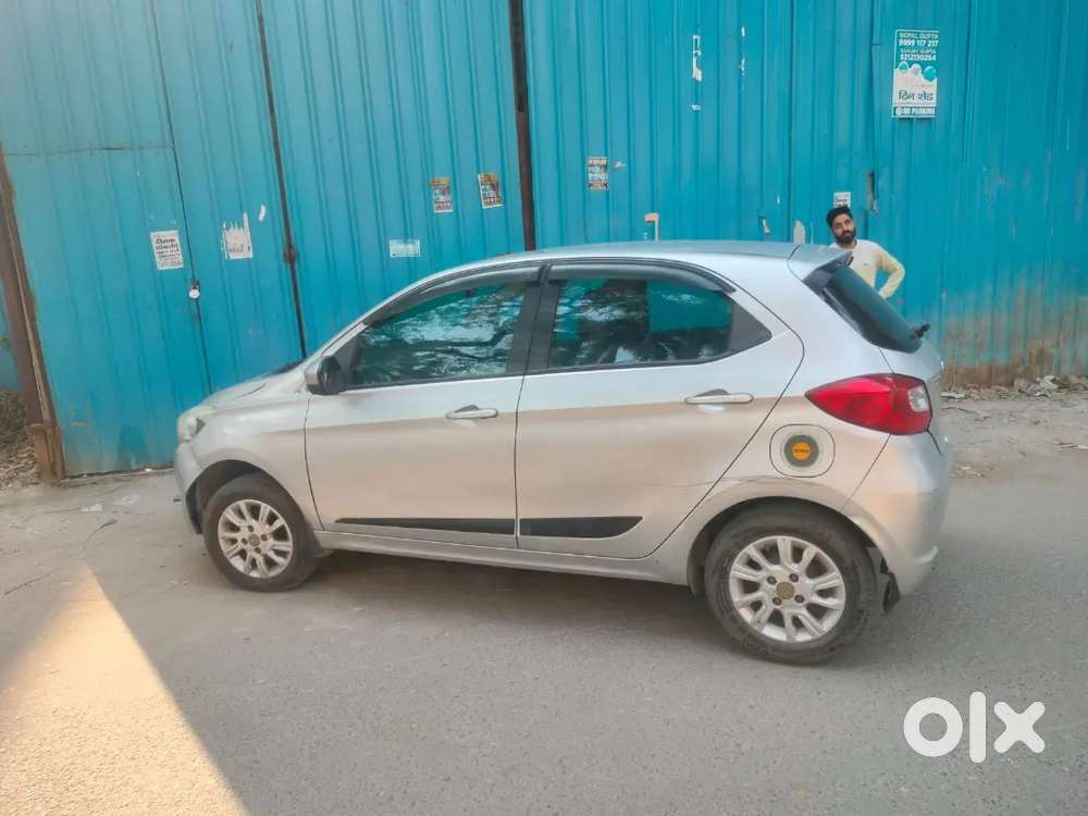 Tata Tiago Revotron 2016