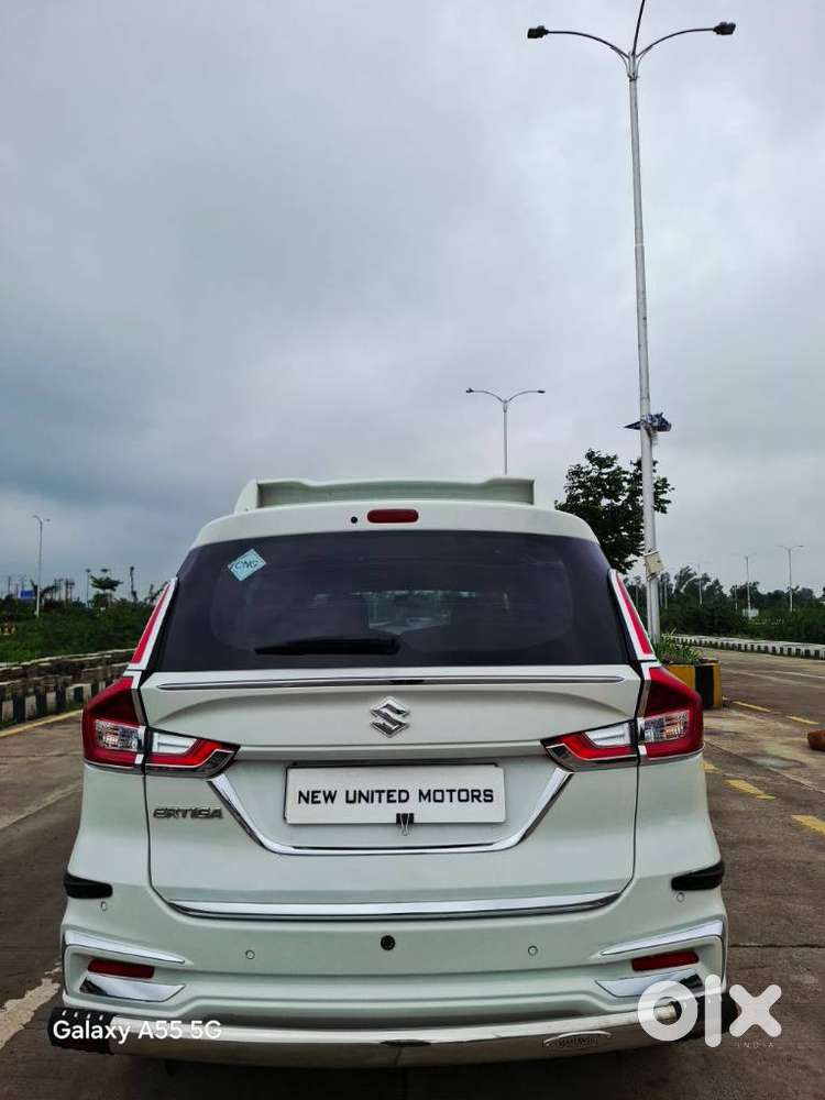 Maruti Suzuki Ertiga 1.5 Zxi Plus, 2025, Cng & Hybrids