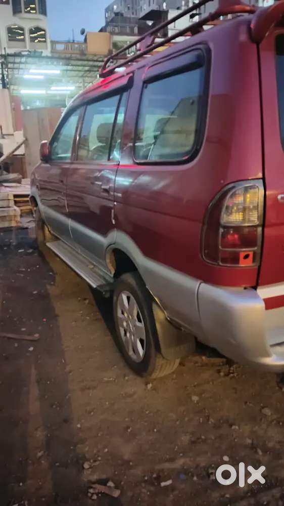 Chevrolet Tavera 2013 Diesel Well Maintained