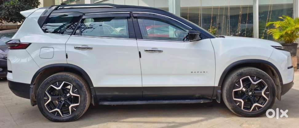 Tata Safari Accomplished Dual Tone At, 2024, Diesel