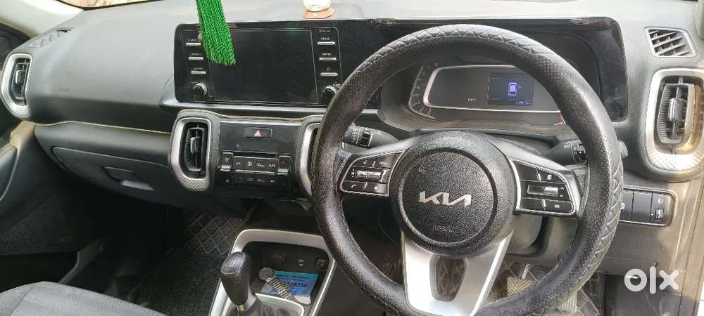 Kia Sonet 2023 Petrol 20000 Km Driven