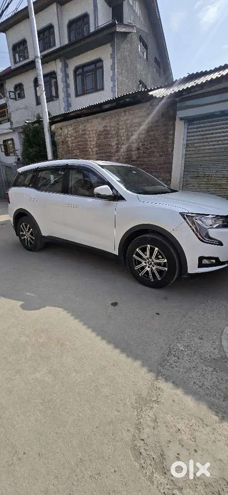 Mahindra Xuv700 Diesel Mt 2023