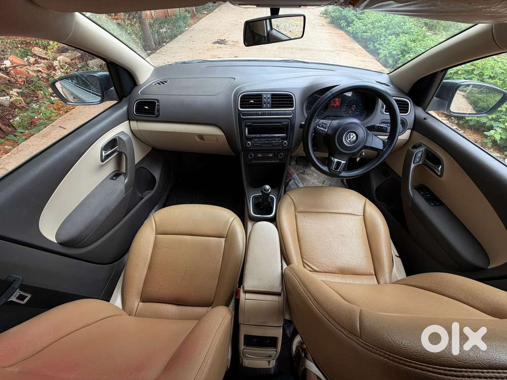 Volkswagen Vento [ ] 1.5 Tdi Comfortline At, 2011, Diesel