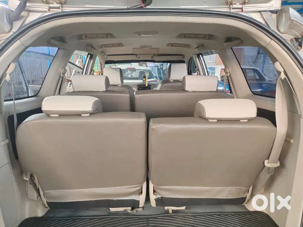 Toyota Innova Diesel 2011