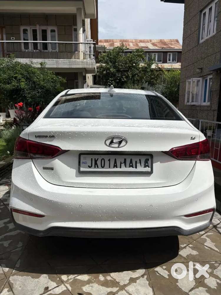 Hyundai Verna  2017 Petrol Manual