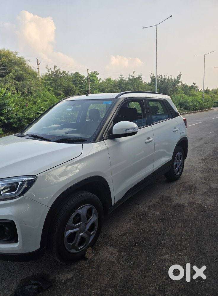 Maruti Suzuki Brezza 1.5 Vxi Smart Hybrid, 2022, Petrol