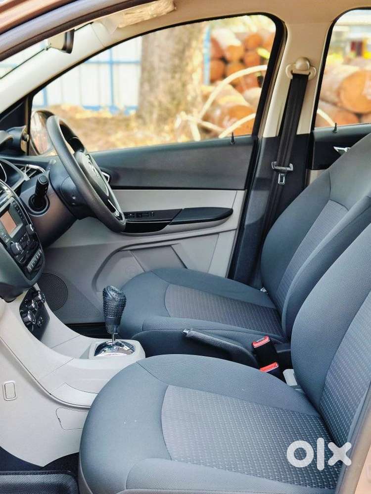 Tata Tiago 1.2 Revotron Xza, 2018, Petrol