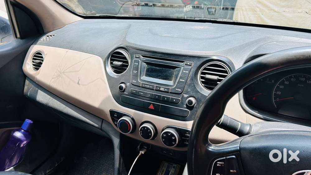 Hyundai Grand I10 2015 Diesel 280000 Km Driven