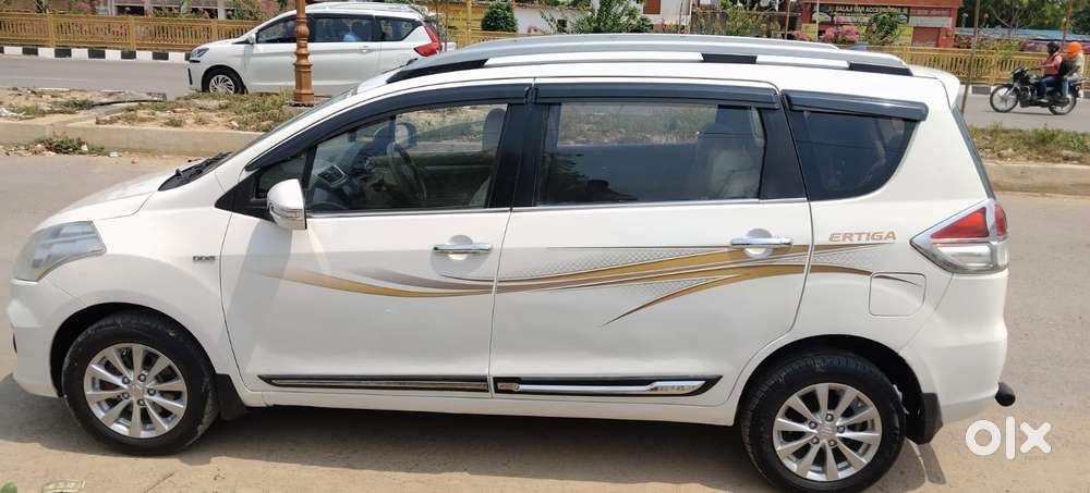 Maruti Suzuki Ertiga Zdi Shvs, 2017, Diesel