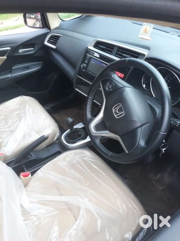 Immaculate, Sparingly Used Honda Jazz V Petrol (2016) – Just 6,950 Km!