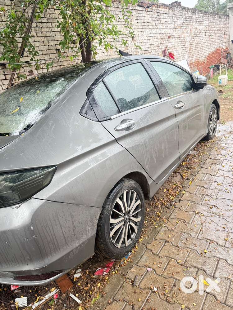 Honda City Hybrid 2016