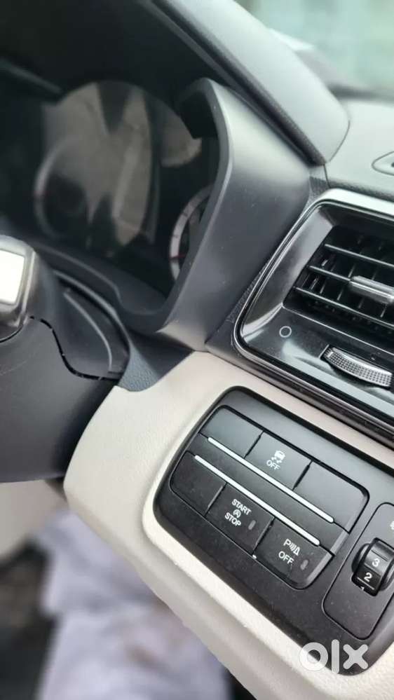 Mahindra Xuv300 W8 Option Diesel, 2019, Diesel