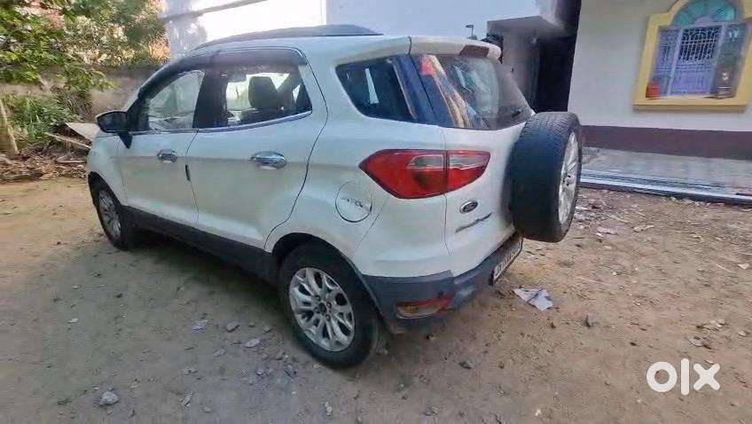 Ford Ecosport Petrol Automatic In Excellant Condition( 48000 Km, 2015)