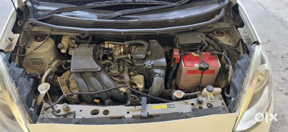 Nissan Micra Active 2014