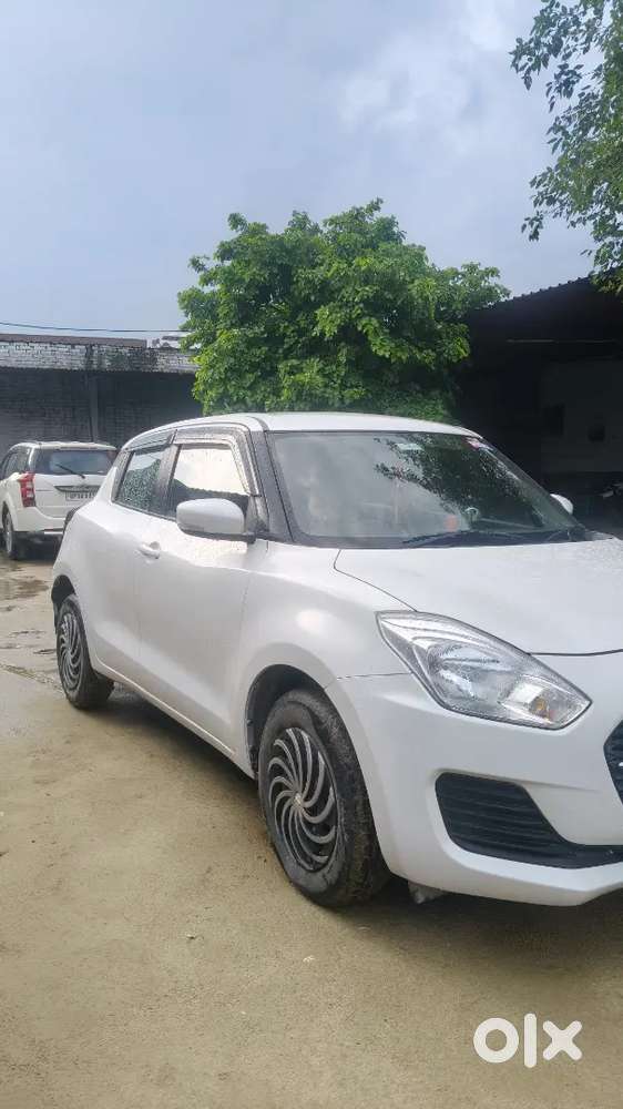 Maruti Suzuki Swift Vxi 2021