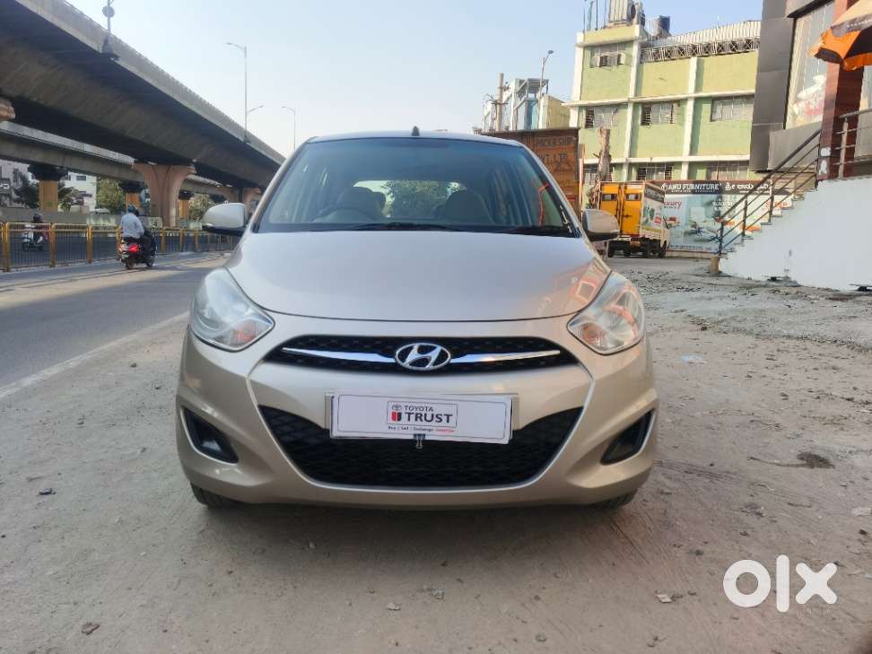 Hyundai I10 Sportz, 2012, Petrol