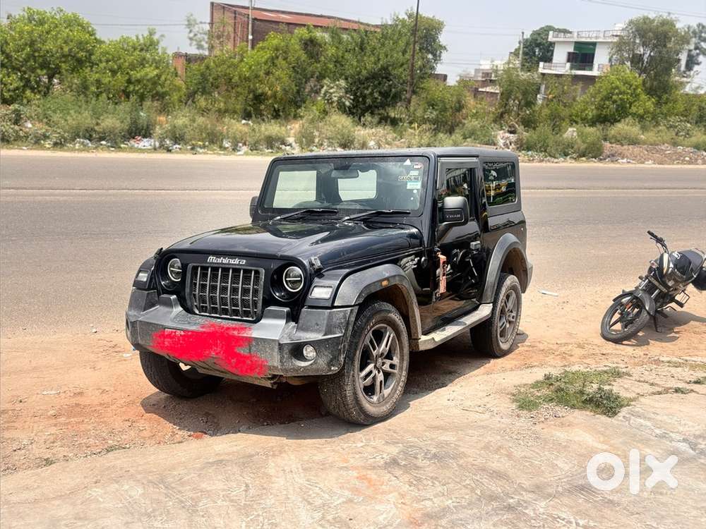 Mahindra Thar Petrol 2022