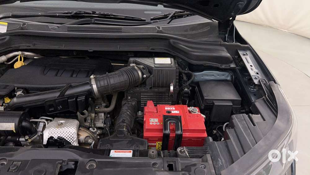 Mahindra Xuv300 W8 Option, 2022, Petrol