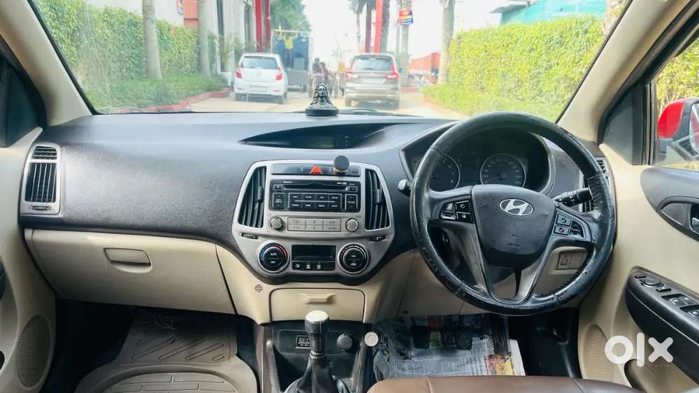 Hyundai I20 Sportz 2012 Car