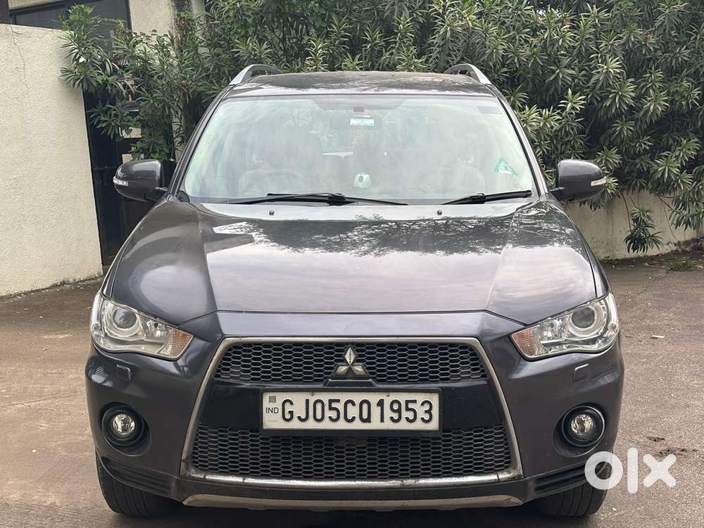Mitsubishi Outlander 2011 Petrol