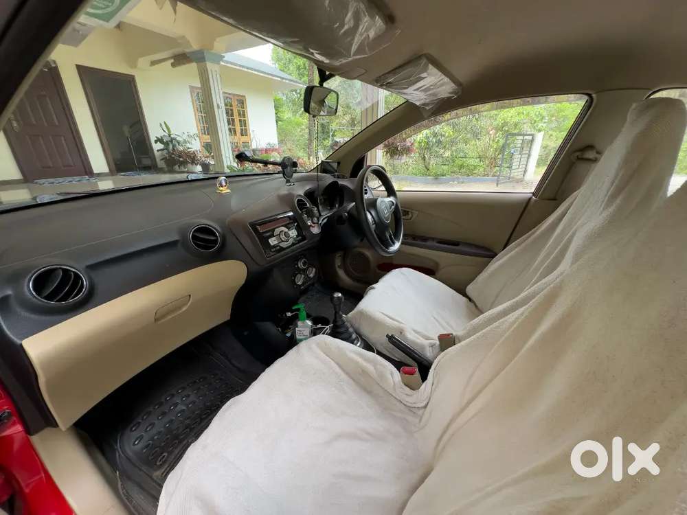 Honda Brio 2012 Petrol Well Maintained