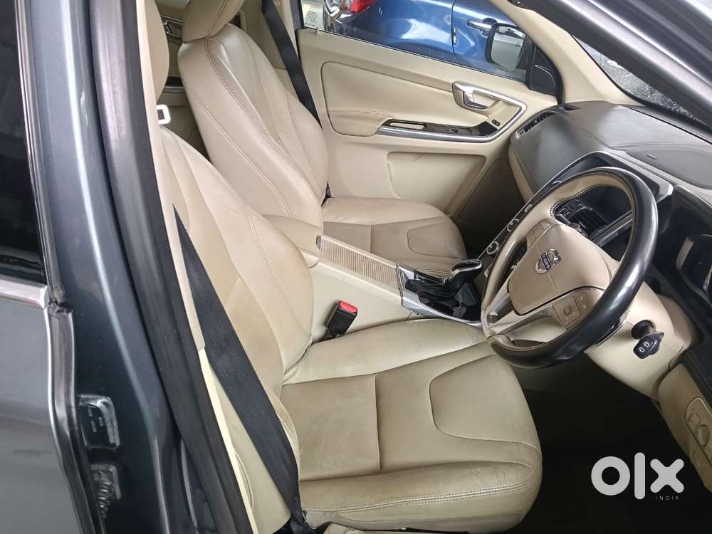 Volvo Xc60 D5 Awd Automatic, 2017, Diesel