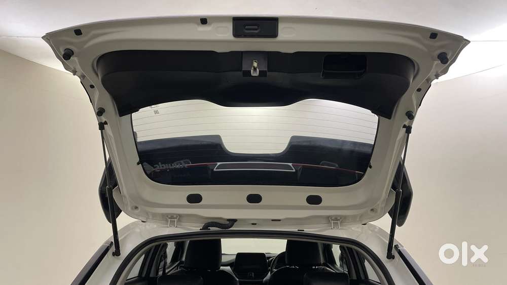 Maruti Suzuki Fronx Delta Plus 1.2l Mt, 2025, Petrol