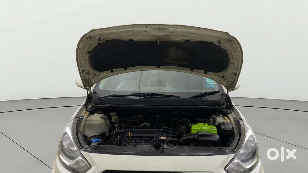 Hyundai Verna Fluidic 1.6 Vtvt Sx, 2014, Petrol