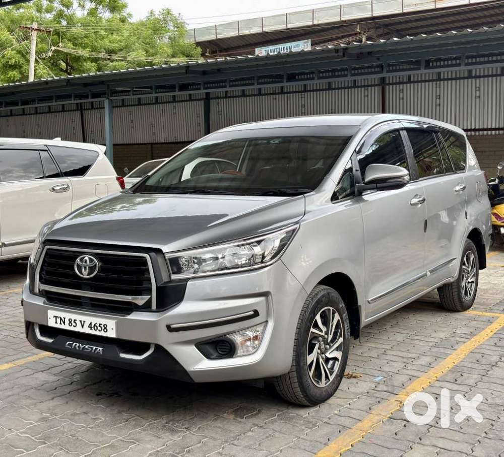 Toyota Innova Crysta [2020-ongoing] 2.4 Gx 8 Str, 2024, Diesel
