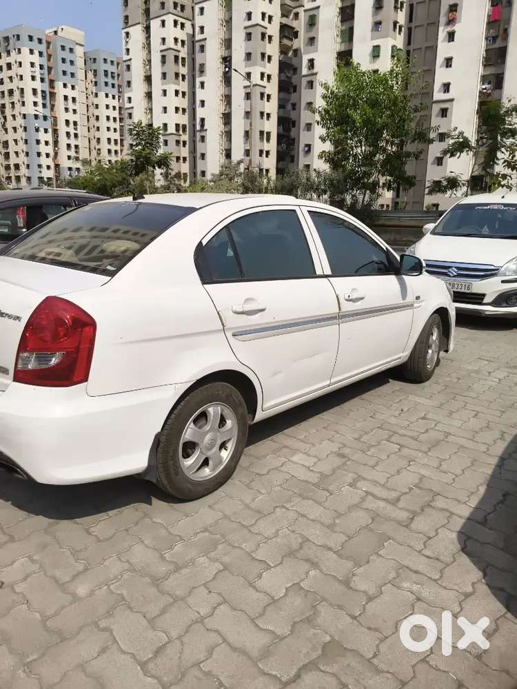 Hyundai Verna 2010