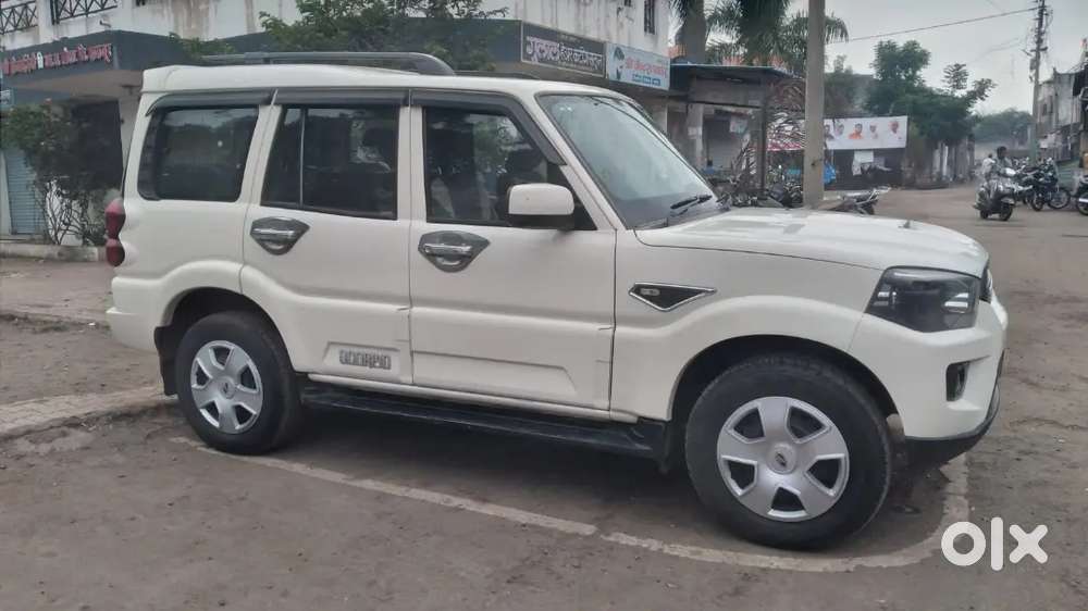 Mahindra Scorpio 2018 Diesel Well Maintained