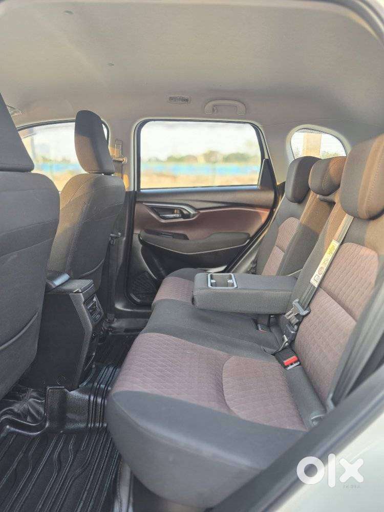 Maruti Suzuki Grand Vitara 1.5 Delta Cng, 2025, Cng & Hybrids