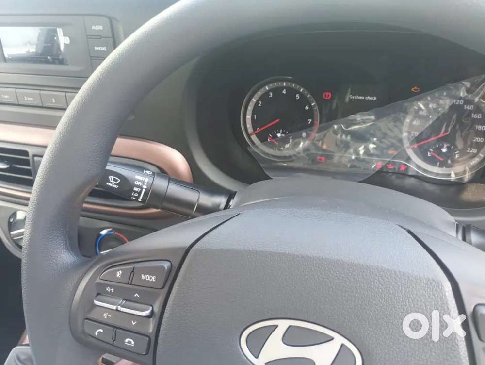 Hyundai Aura 2024 Cng & Hybrids Well Maintained