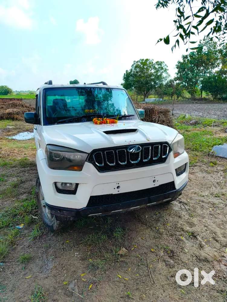 Mahindra Scorpio 2016