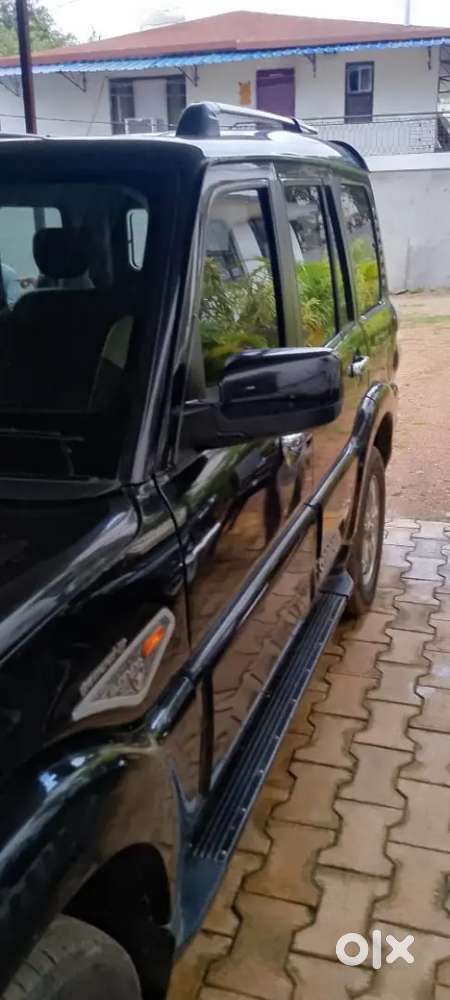 Mahindra Scorpio Diesel 2016 Variant S10