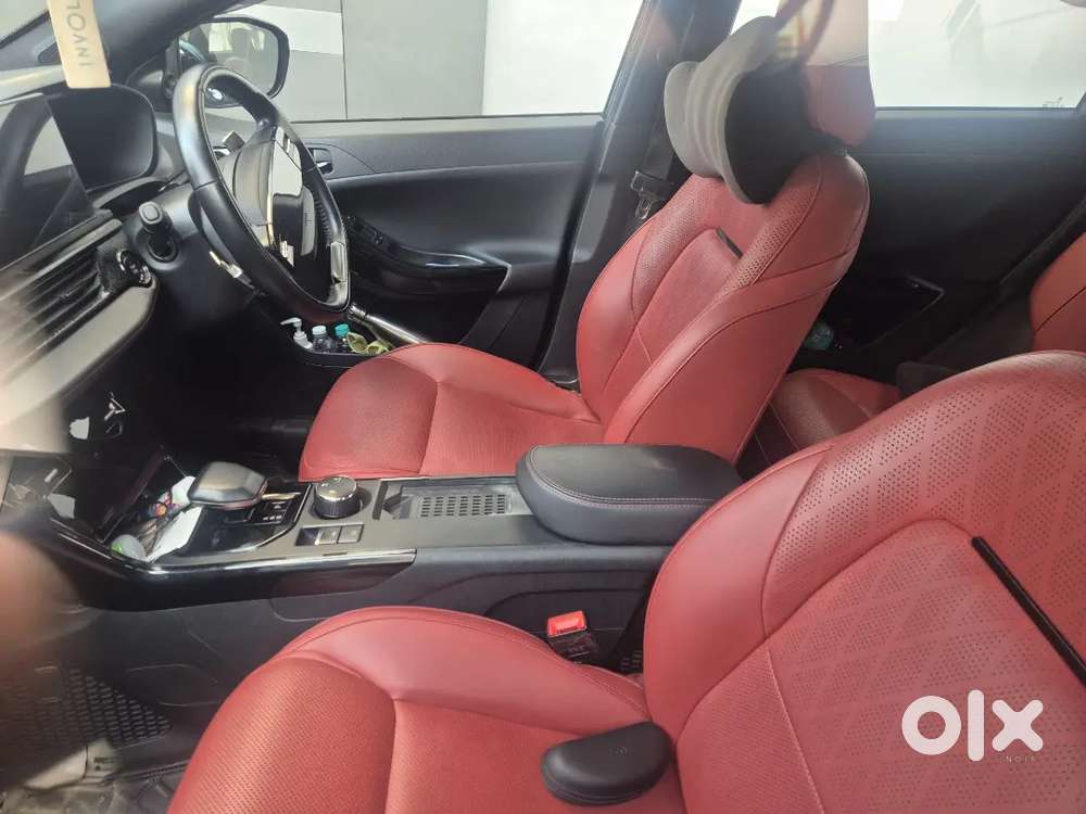 Tata Nexon Ev 2025 Empowered Plus 45 Kw Red Dark Edition
