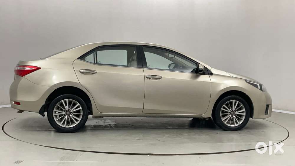 Toyota Corolla Altis 1.8 G, 2015, Petrol