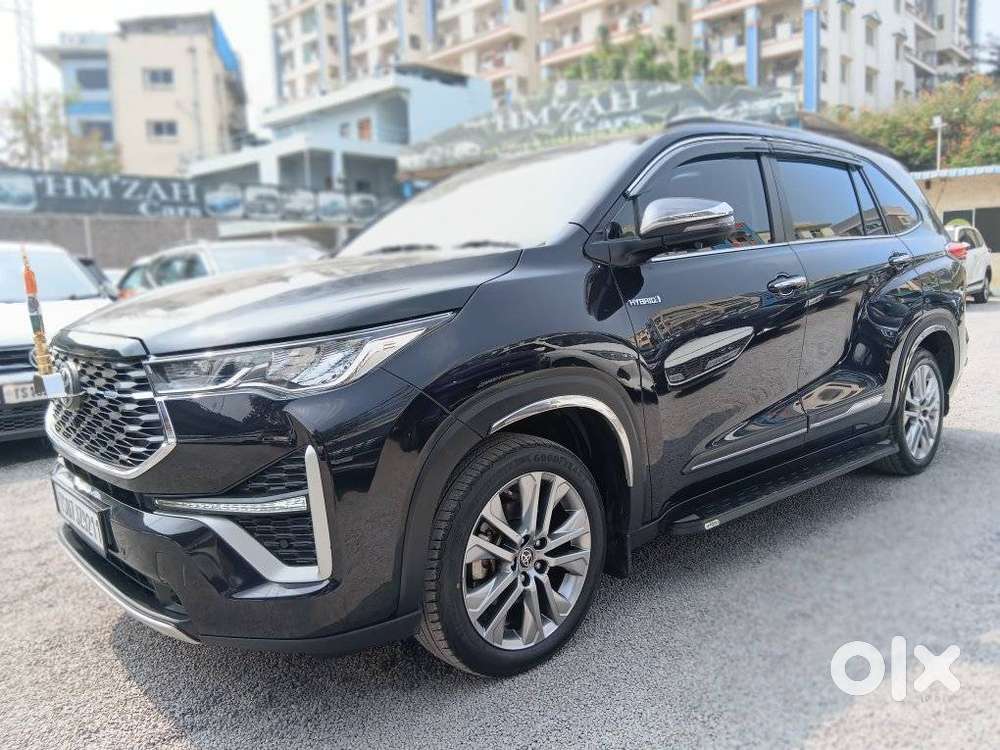 Toyota Innova Hycross 2.0 Zx Hybrid 7 Str, 2023, Petrol